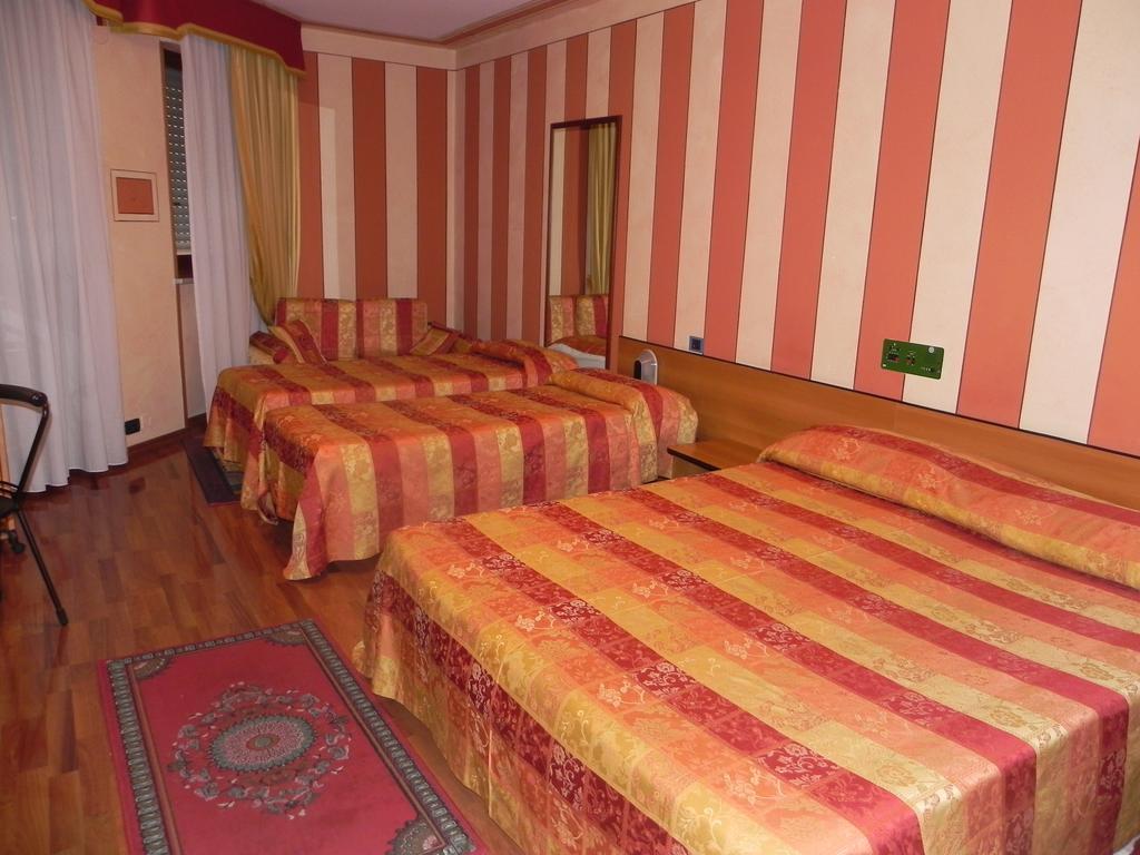 Pianfei Hotel La Ruota מראה חיצוני תמונה