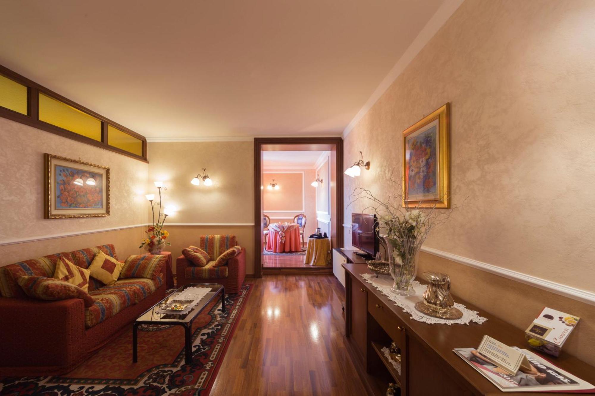 Pianfei Hotel La Ruota מראה חיצוני תמונה