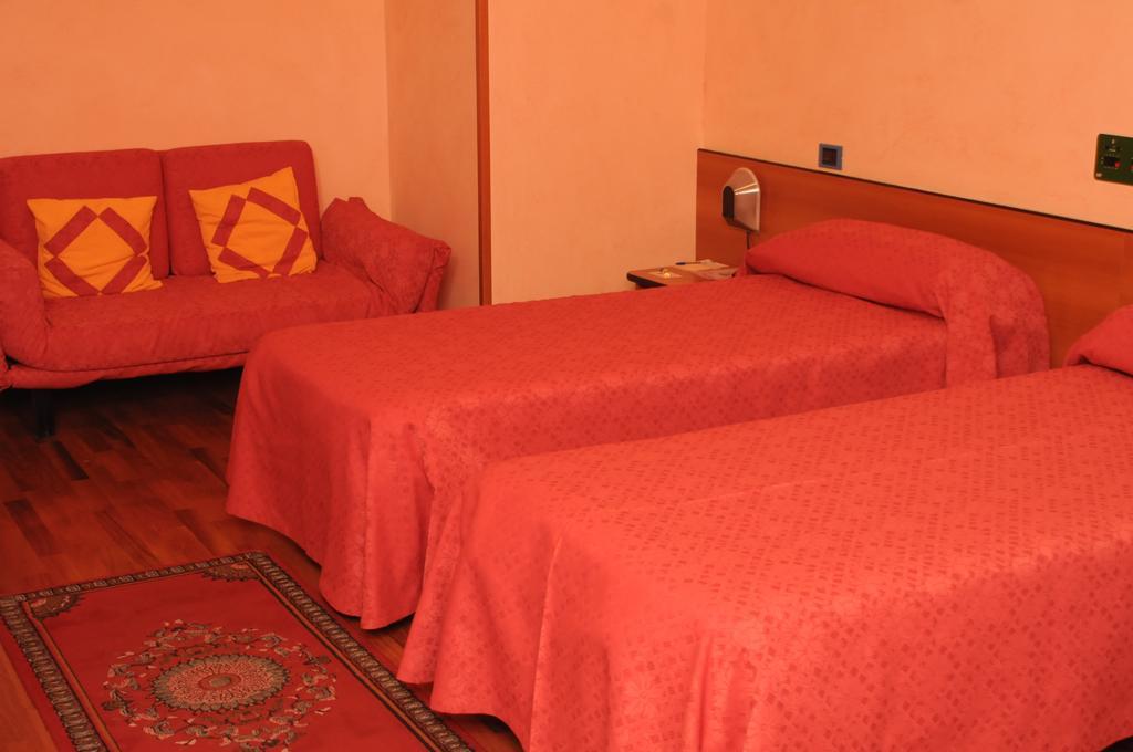 Pianfei Hotel La Ruota מראה חיצוני תמונה
