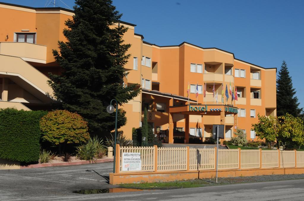 Pianfei Hotel La Ruota מראה חיצוני תמונה