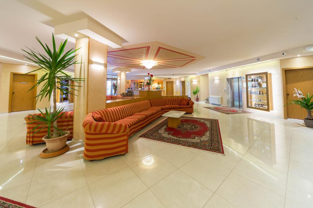 Pianfei Hotel La Ruota מראה חיצוני תמונה