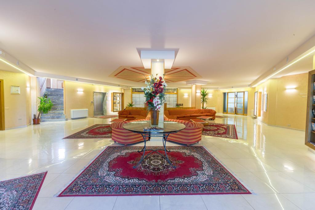 Pianfei Hotel La Ruota מראה חיצוני תמונה